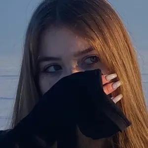 Лола из Москвы, ищу на сайте общение