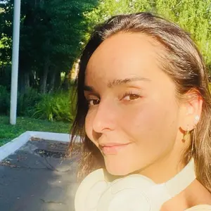 Elena из Казани, ищу на сайте открытые отношения