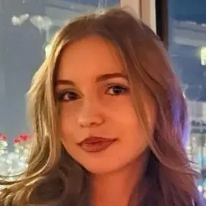 Я Кира, 19, знакомлюсь для вирта в Орле