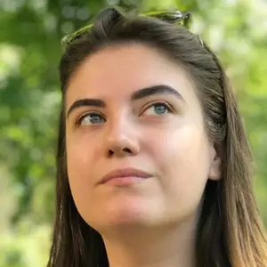 Я Арина, 26, из Люберец, ищу знакомство для приятного времяпровождения
