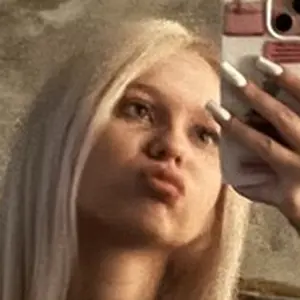 Софья из Екатеринбурга, мне 19, познакомлюсь для общения