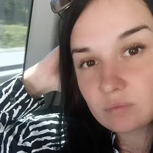 Алена из Нижнего Новгорода, мне 29, познакомлюсь для на одну ночь
