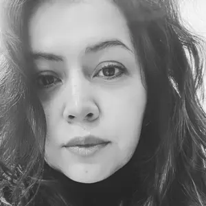 Я Лия, 38, знакомлюсь без обязательств в Уфе