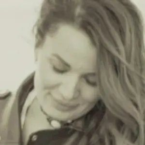 Я Nika, 39, из Санкт-Петербурга, ищу знакомство для открытые отношения