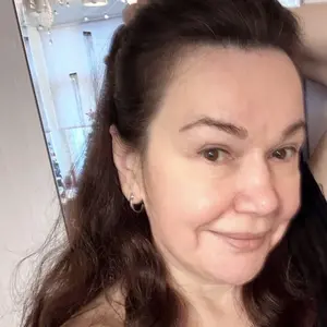 Елена Рижская из Санкт-Петербурга, ищу на сайте общение