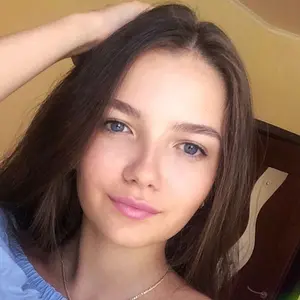 Настя из Октябрьского, мне 22, познакомлюсь для без обязательств
