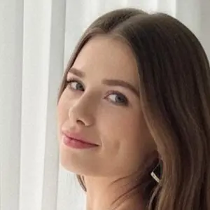 Надежда из Москвы, ищу на сайте открытые отношения