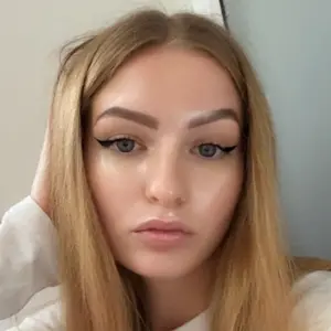 Я Олеся, 21, знакомлюсь без обязательств в Санкт-Петербурге