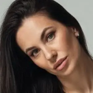 Я Kira, 33, из Екатеринбурга, ищу знакомства без обязательств