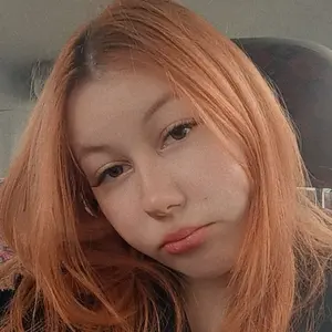 Ксюша из Набережных Челнов, мне 19, познакомлюсь на одну ночь
