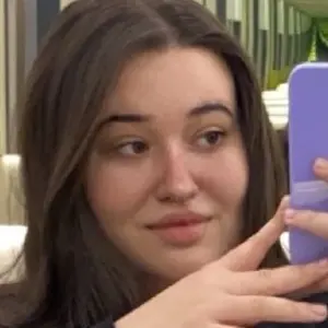 Я Amaliya, 20, знакомлюсь для на одну ночь в Ростове-на-Дону