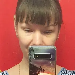 Я Кира, 41, из Одинцова, ищу знакомство для приятного времяпровождения