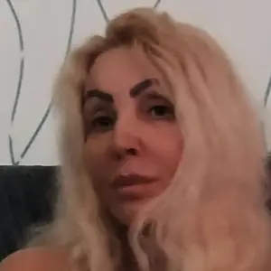 Я Катерина, 42, из Санкт-Петербурга, ищу знакомство для приятного времяпровождения