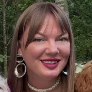 Я Екатерина, 36, знакомлюсь для постоянных отношений в Казани