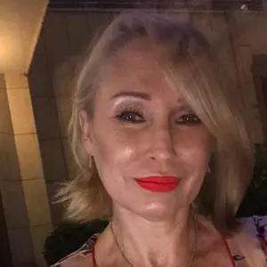 Я Alena, 47, из Москвы, ищу знакомства на одну ночь