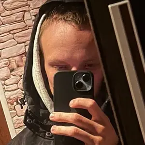 Я Никита, 20, знакомлюсь для регулярного секса в Кстове