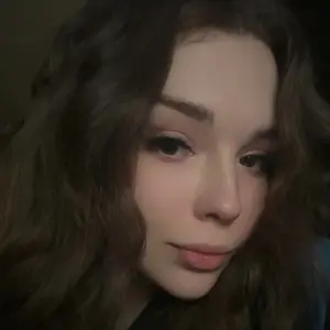 Я Кира, 19, из Москвы, ищу знакомство для совместных путешествий