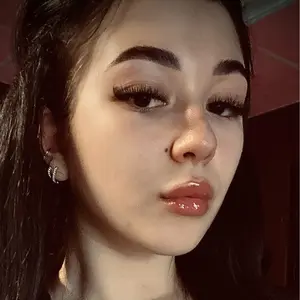 Я Ариадна, 21, знакомлюсь для приятного времяпровождения в Коврове