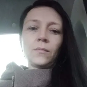 Я Олеся, 37, знакомлюсь для секса на одну ночь в Энгельсе