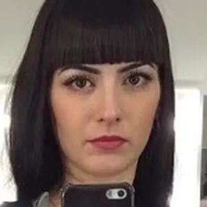 Анютка из Лянтора, ищу на сайте регулярный секс