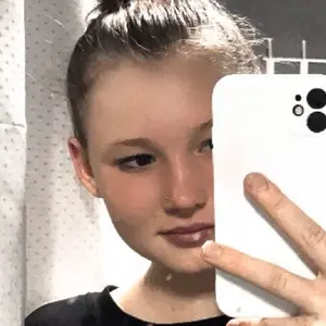 Anna из Абинска, мне 22, познакомлюсь для вирта