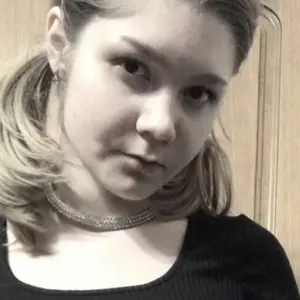 Анастасия из Смоленска, мне 18, познакомлюсь для виртуального секса