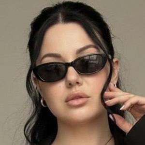 Алиса из Ростова-на-Дону, мне 36, познакомлюсь без обязательств