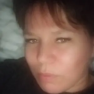 Я Полина, 39, из Новосибирска, ищу знакомства без обязательств