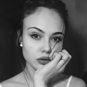 Я Светлая, 25, знакомлюсь для общения в Новосибирске