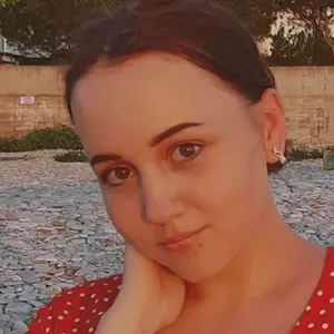 Полина из Саранска, мне 21, познакомлюсь для виртуального секса