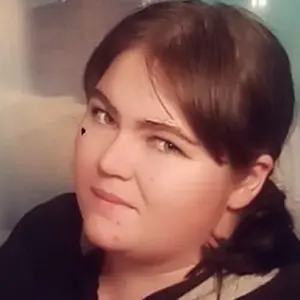 Екатерина из Каменска, ищу на сайте регулярный секс