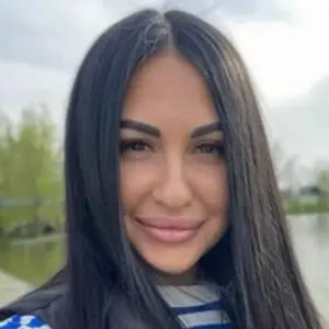 Анастасия из Твери, ищу на сайте постоянные отношения