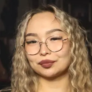 Я Женя, 20, из Салехарда, ищу знакомство для без обязательств