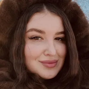 Алина из Иркутска, ищу на сайте знакомства без обязательств