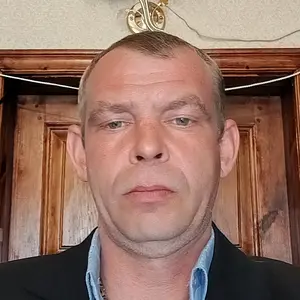 Я Дмитрий, 39, из Тосно, ищу знакомство для постоянных отношений