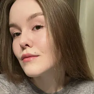 Софья из Архангельска, ищу на сайте общение