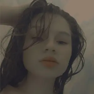 Я Ева, 21, из Нижнекамска, ищу знакомство для приятного времяпровождения
