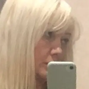 Я Ольга, 51, из Брянска, ищу знакомства без обязательств