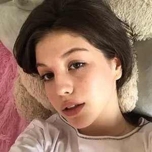 Я Ева, 19, из Твери, ищу знакомство для дружбы