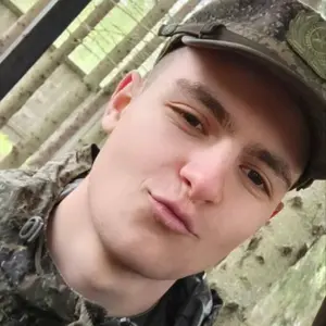 Сергей из Чехова, мне 20, познакомлюсь для на одну ночь