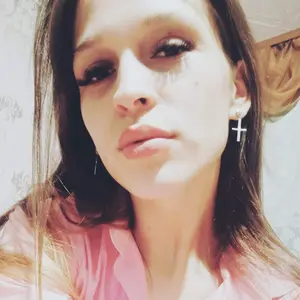 Kris из Омска, ищу на сайте приятное времяпровождение