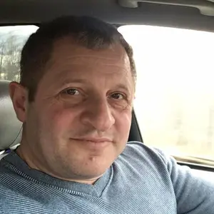 Я Гарик Саакян, 52, знакомлюсь для приятного времяпровождения в Тосно