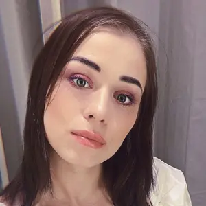 Я Мила, 27, из Томска, ищу знакомство для регулярного секса