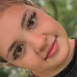 Я Ангелина, 24, знакомлюсь для на одну ночь в Ленинградской