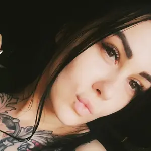 Алина из Екатеринбурга, мне 24, познакомлюсь для на одну ночь