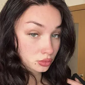 Я Лида, 25, знакомлюсь для без обязательств в Москве