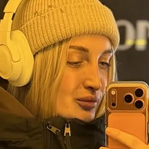 Я Натали, 30, из Санкт-Петербурга, ищу знакомство для приятного времяпровождения