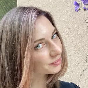 Yulia из Санкт-Петербурга, ищу на сайте знакомства без обязательств