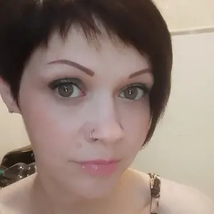 Анастасия из Санкт-Петербурга, ищу на сайте приятное времяпровождение