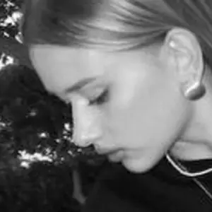 Альбина из Бабаева, мне 22, познакомлюсь без обязательств